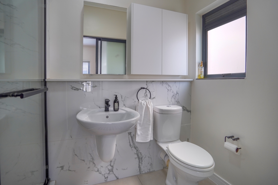 3 Bedroom Property for Sale in Sandown Western Cape